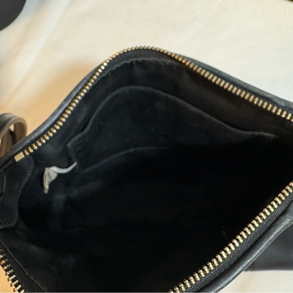COACH Black Leather Crossbody Bag Preloved - Picture 14 of 15